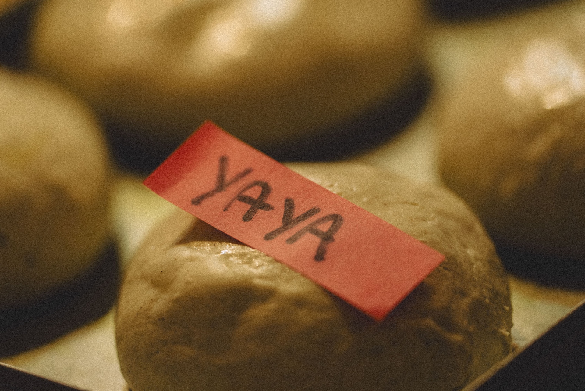 Bolinhas fermentando — YA YA