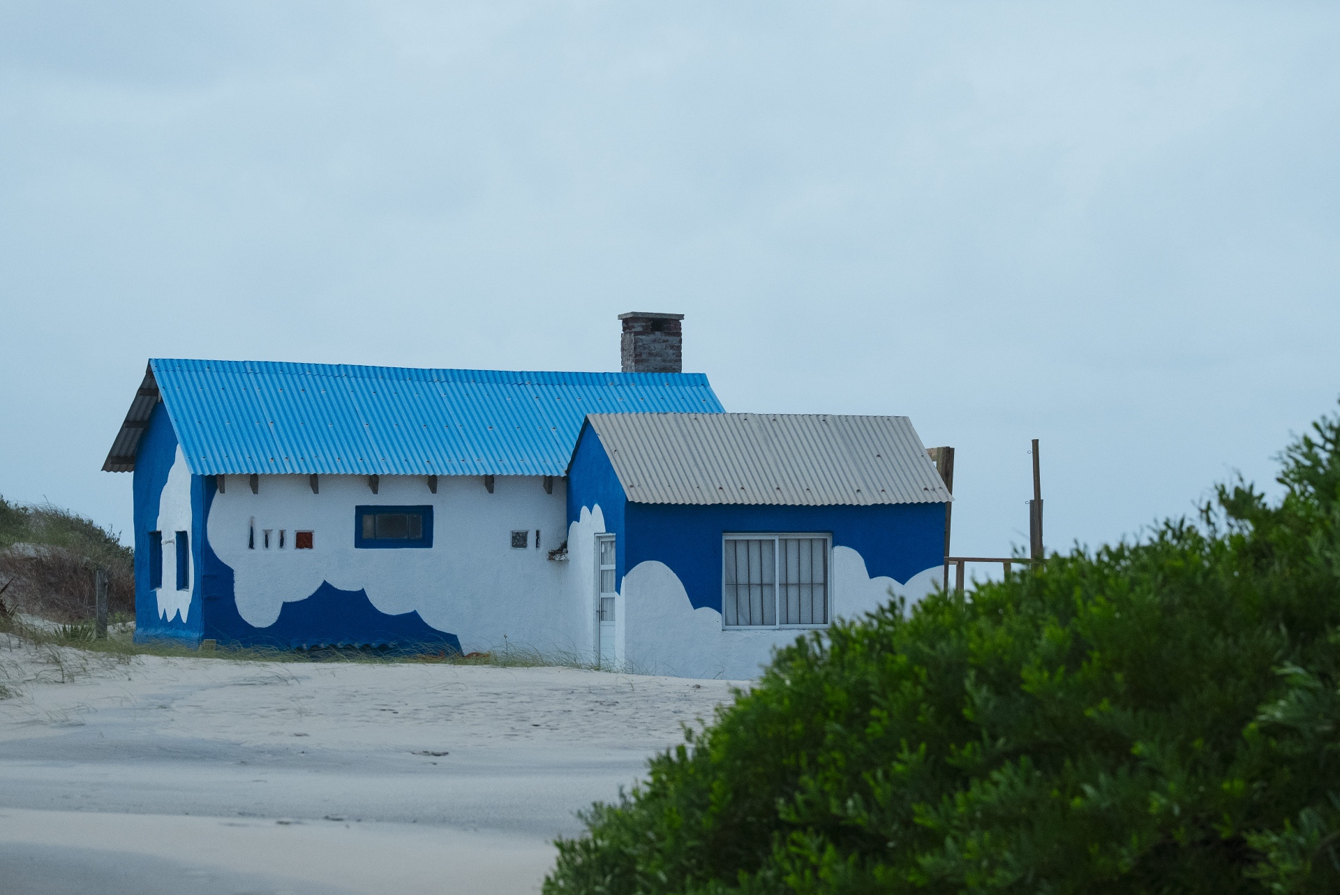 Casa azul nas dunas
